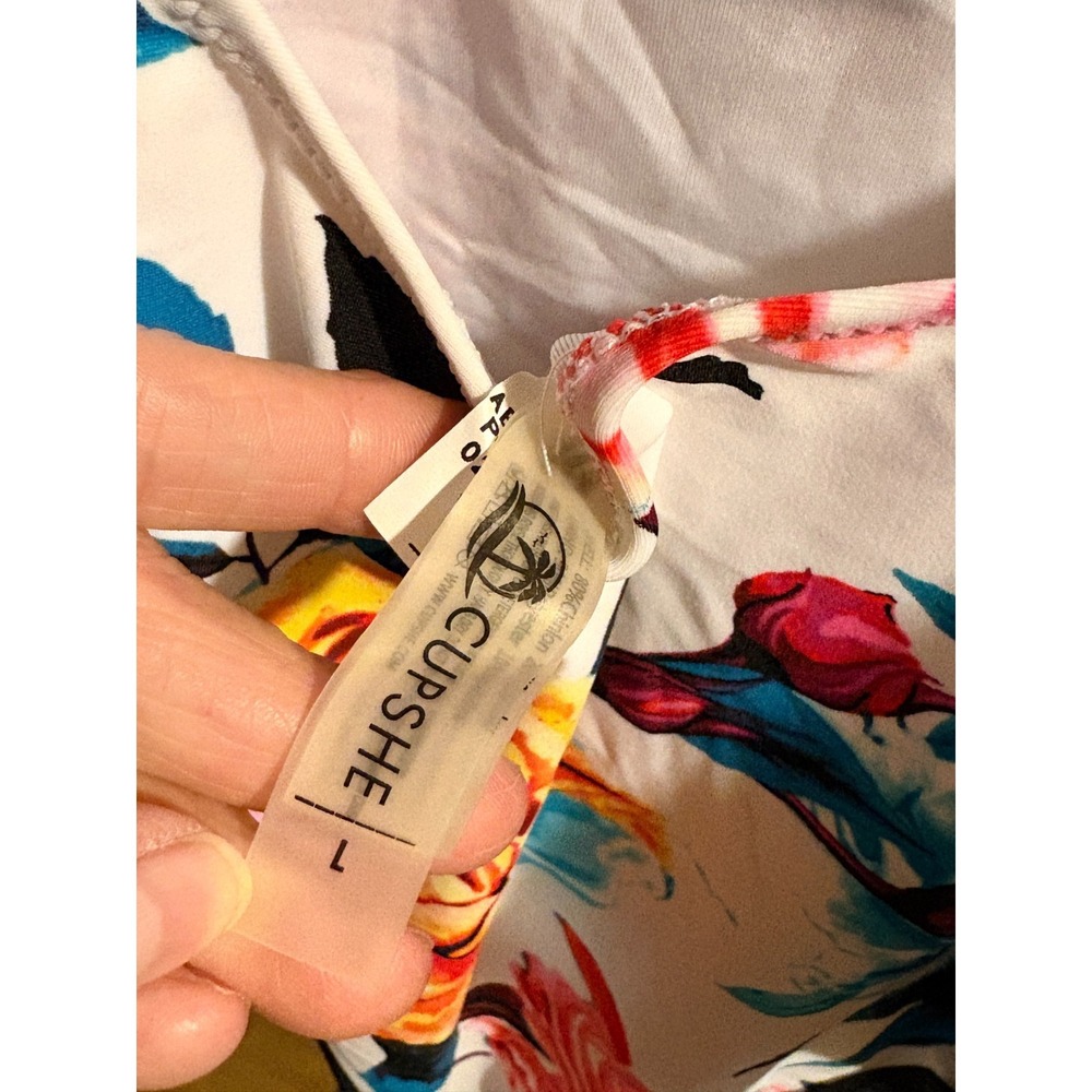 Cupshe White Floral One Piece Swimsuit, Adj Straps, Built in Bra Sz L - Picture 3 of 4